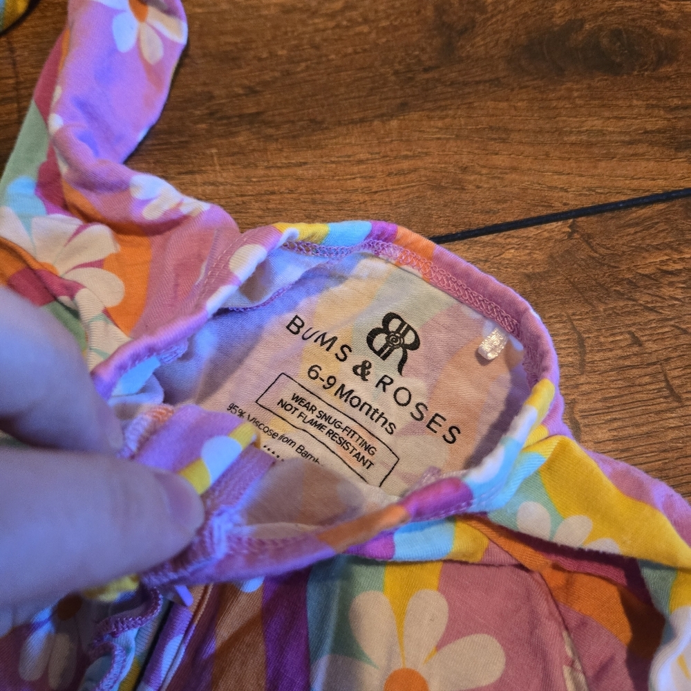 Bums & Roses Ruffle Butt Sleepers - Picture 5 of 8